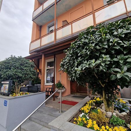 Plaza Ξενοδοχείο Κρόιτσλινγκεν Εξωτερικό φωτογραφία
